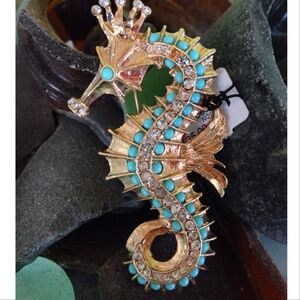 NWT Chicos Seahorse pin/brooch